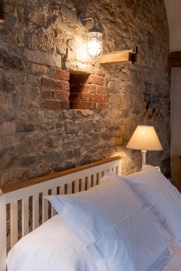 Bed and Breakfast The Barn At Amberwell Ditcheat Esterno foto